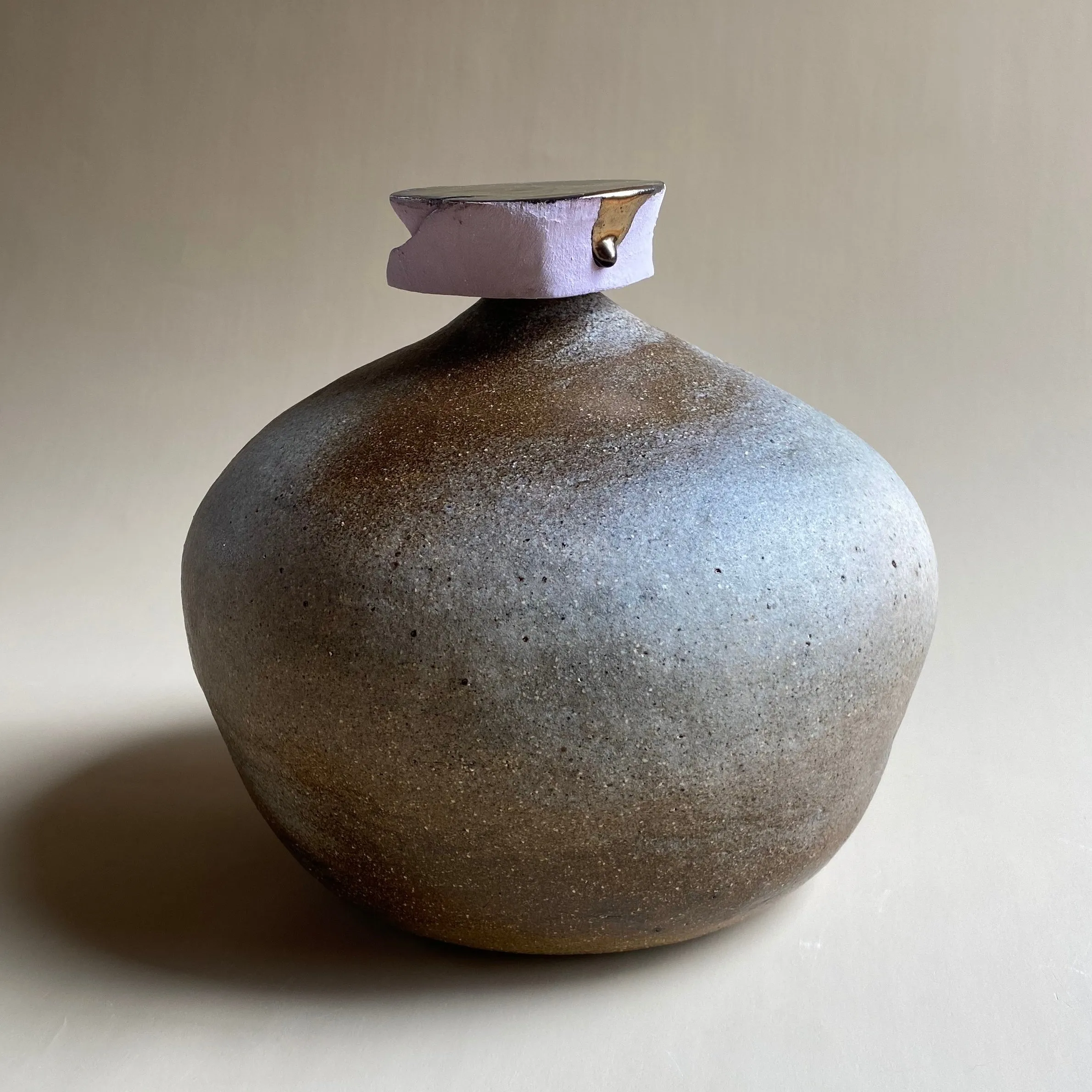 Vessel by Minaal Lawn